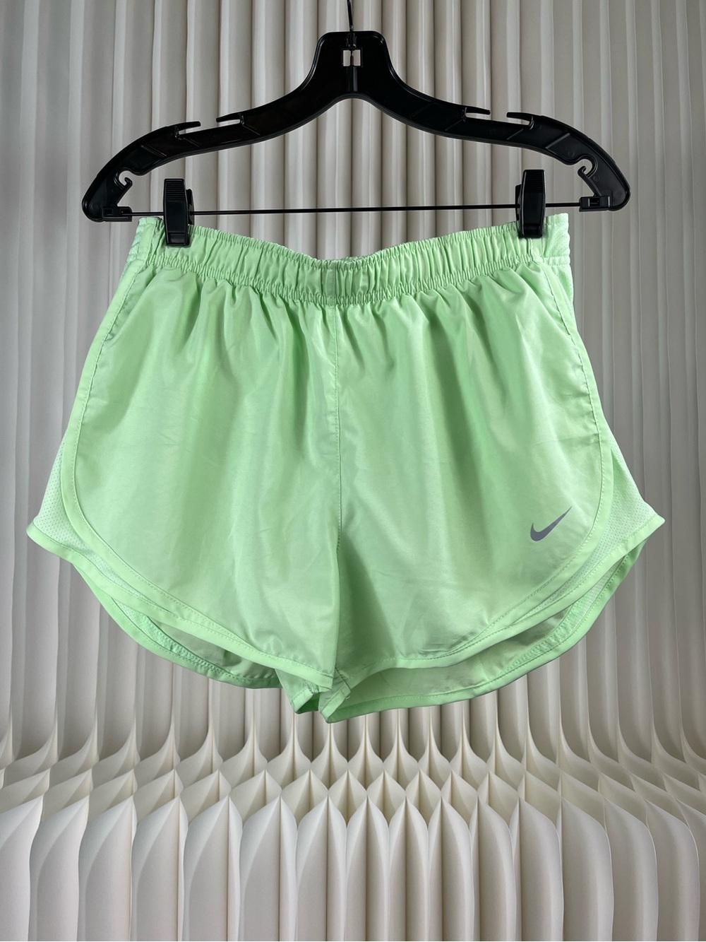 Nike Women's Dri-FIT Tempo Mid-Rise Brief-Lined Running Shorts